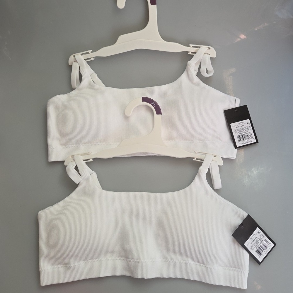 Art Class white pullover bralettes‎ size Xlarge Lot Of 2